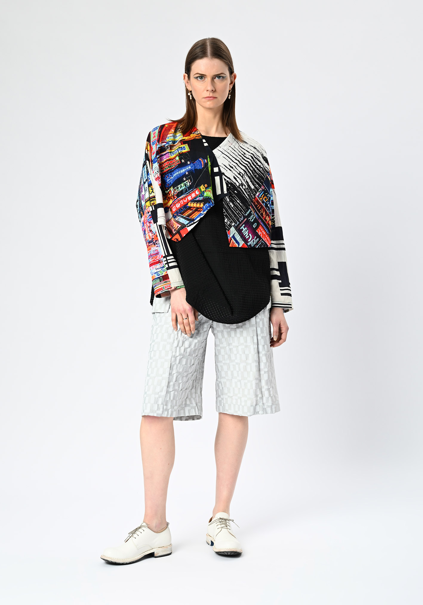 buy the latest City Life Cropped Shrug online