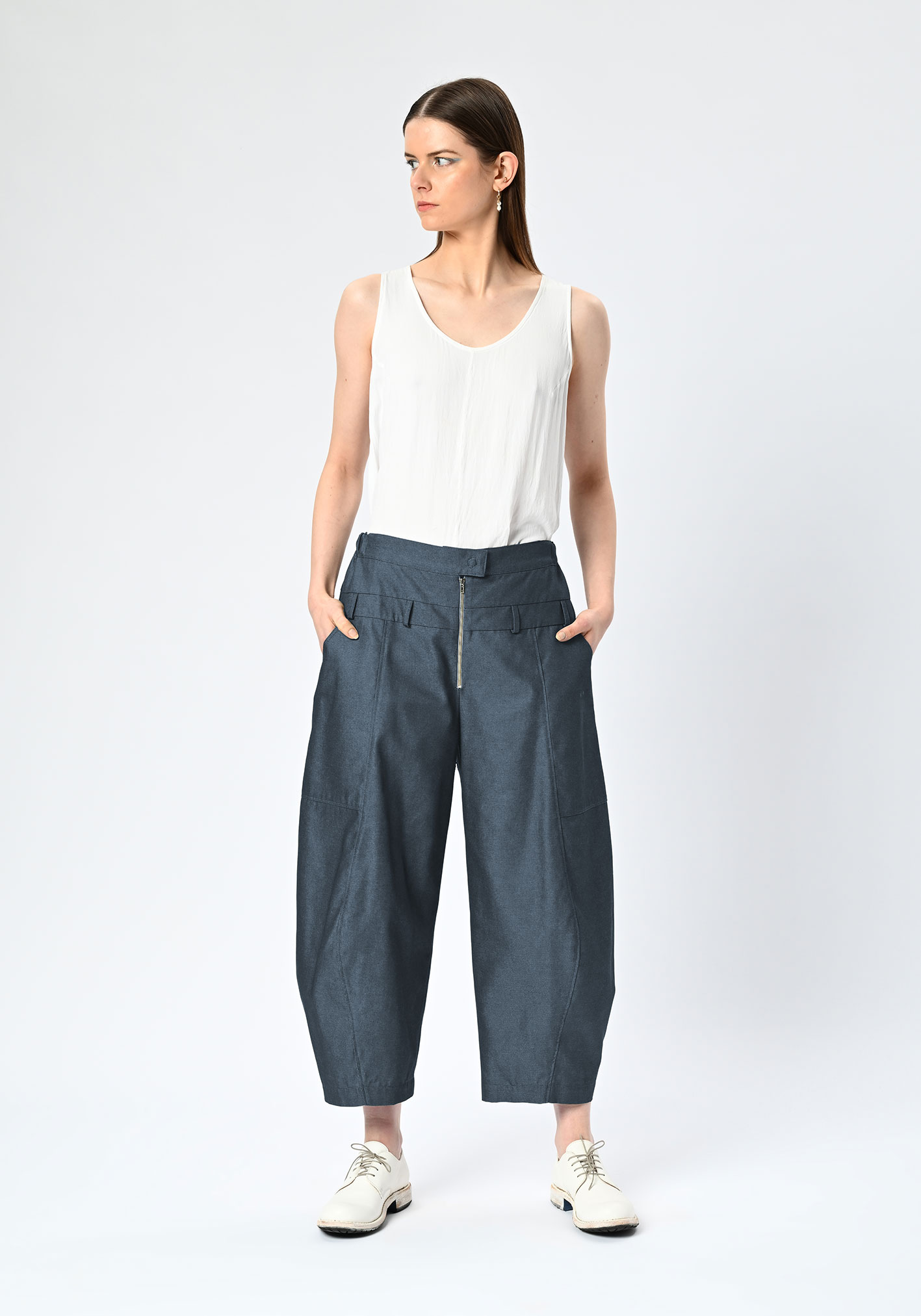 buy the latest Downtown Contour Leg Pant online