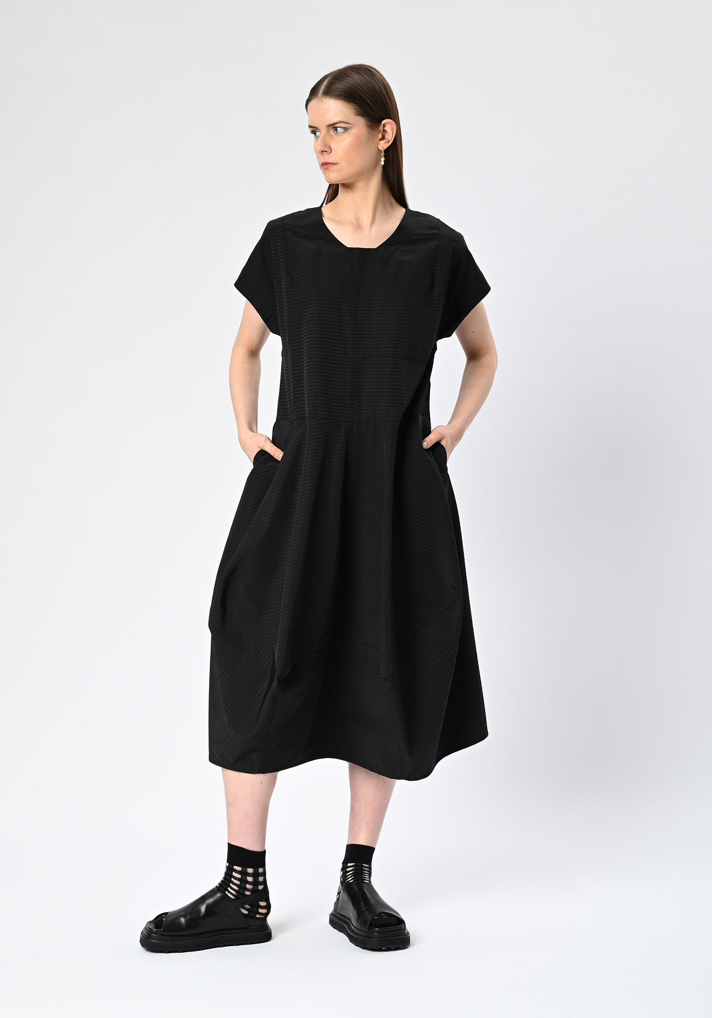 buy the latest Metropolis Dimensional Dress online