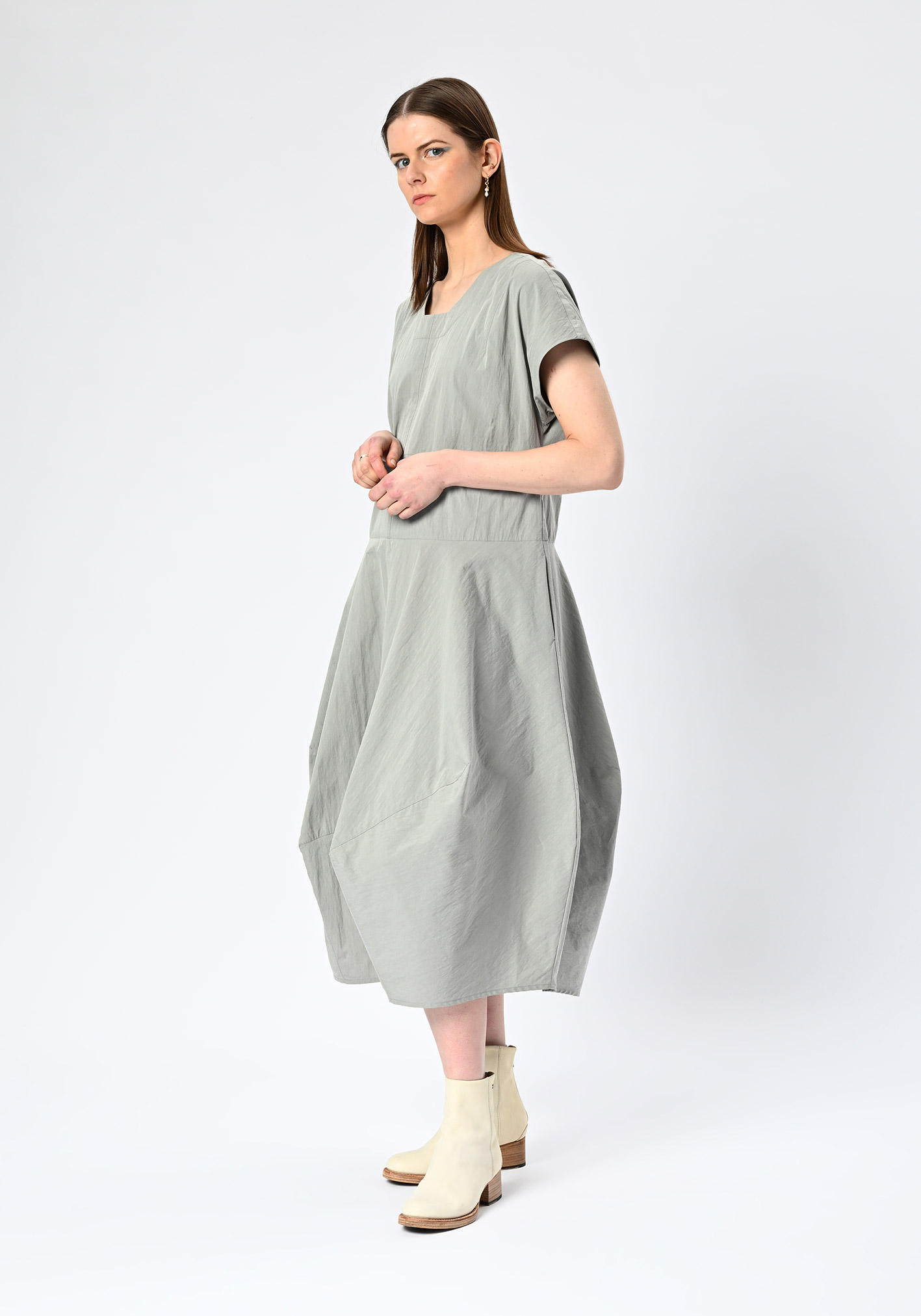 buy the latest Metropolis Dimensional Dress online