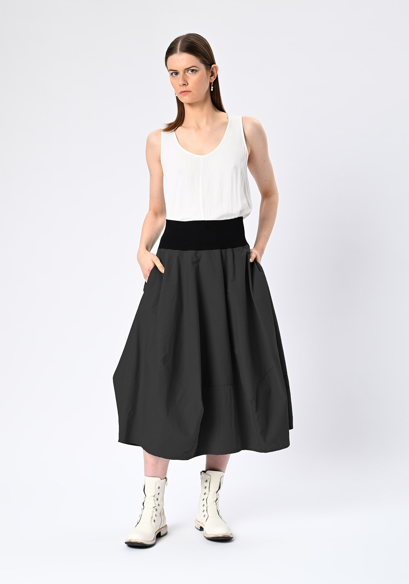 buy the latest Metropolis Dimensional Skirt online